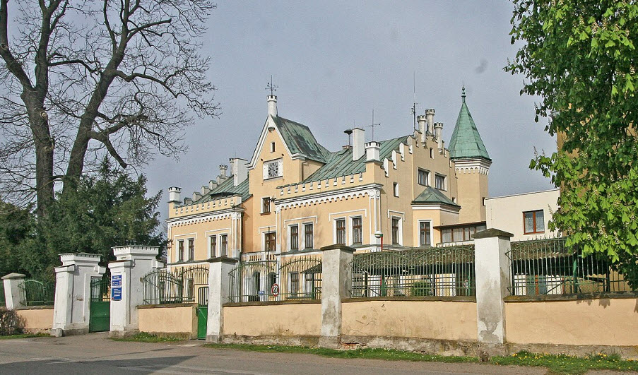 Zámek Hlušice, Czech Republic (Czechia)